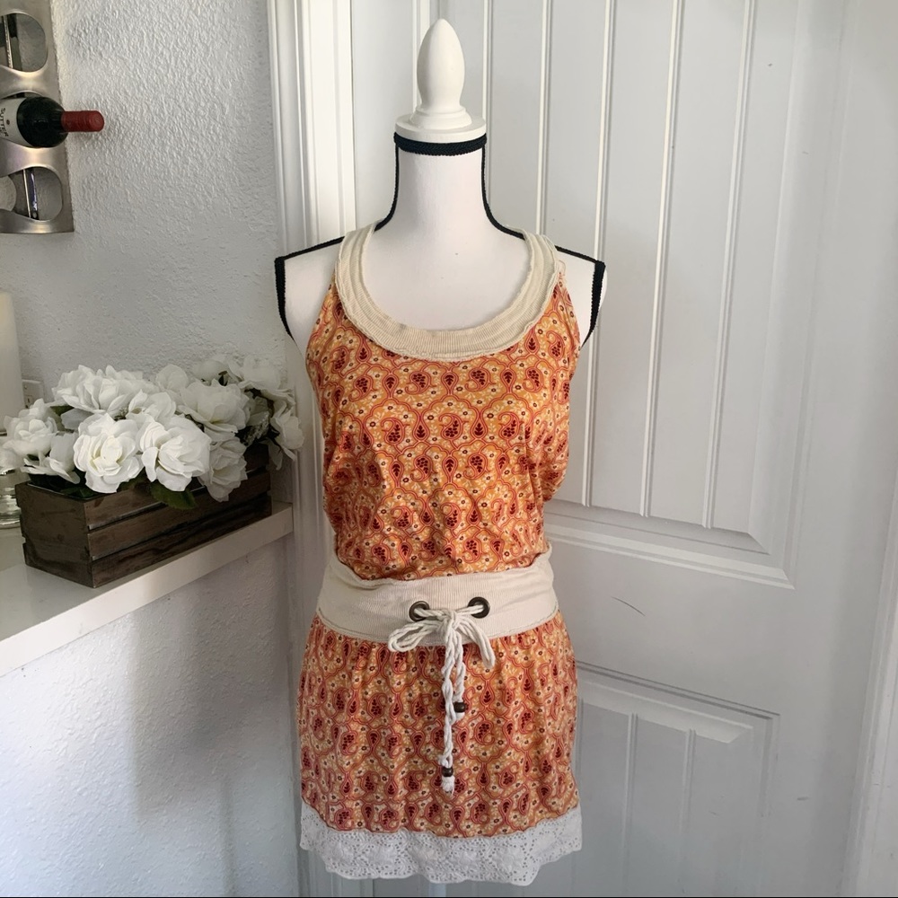 Decree| Red/Orange Paisley Pattern Top